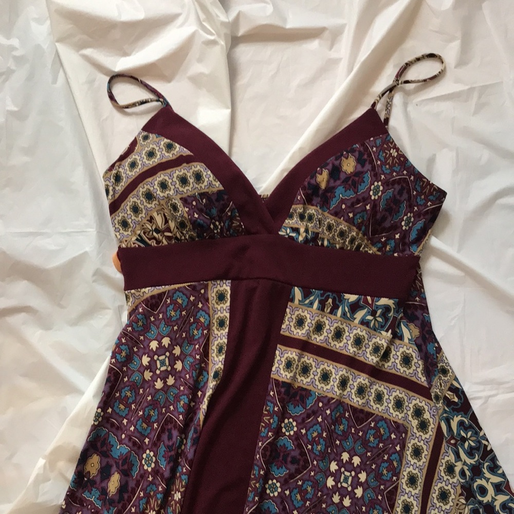 Dress - Picture 2 of 4